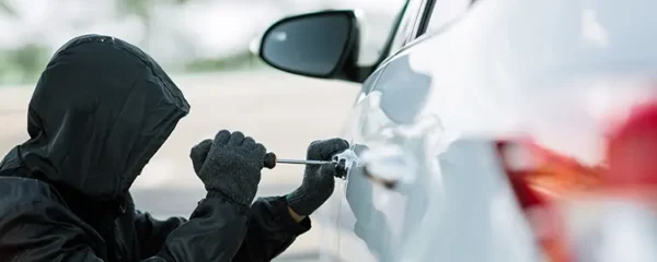 Quel est le processus a suivre en cas de vol par effraction de votre voiture